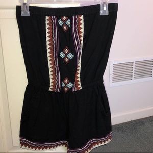 Black Aztec pattern strapless romper